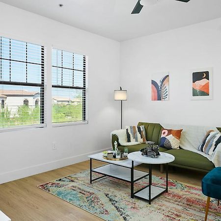 Cozysuites Glendale By The Stadium With Pool 01 Экстерьер фото