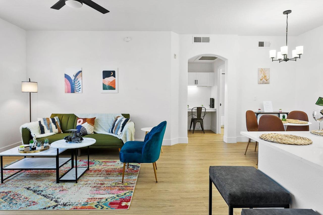 Cozysuites Glendale By The Stadium With Pool 01 Экстерьер фото
